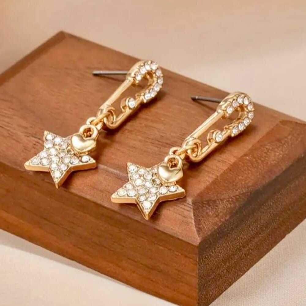 14K Gold Plated Safety Pin Earrings Star Charm Crystal Pave Unique Trendy - Picture 4 of 4